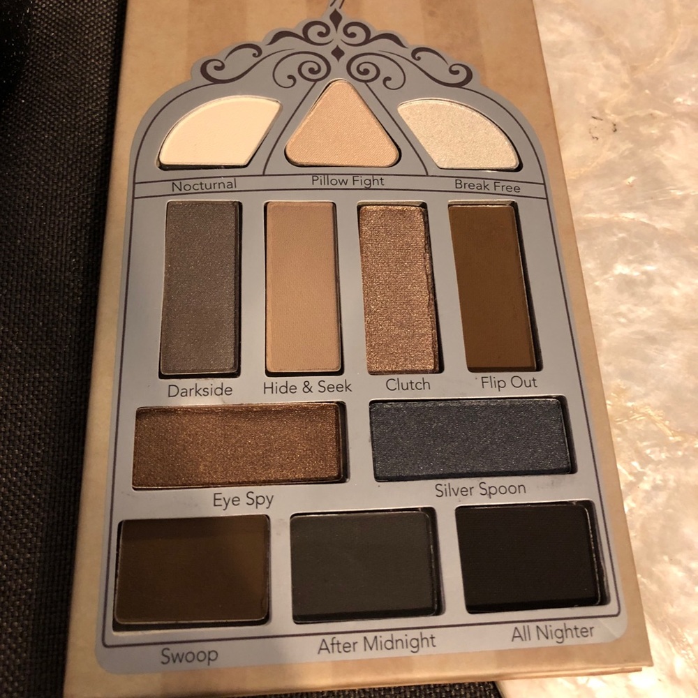 Pretty Vulgar Nightingale Palette